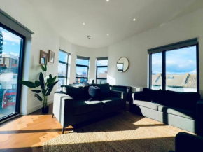 Amazing 2 Bedrooms I Brighton station I Sleep 6